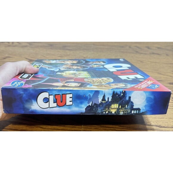 Hasbro Clue The Classic Mystery Board Game W/ Fun Activity Sheet Family Night - Picture 3 of 11